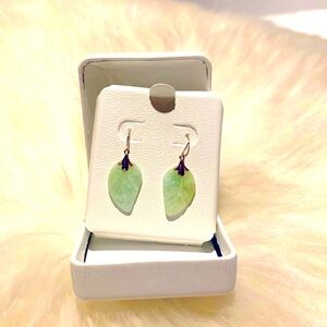 ๐JADE & 10k GOLD LEAVE EARRINGS